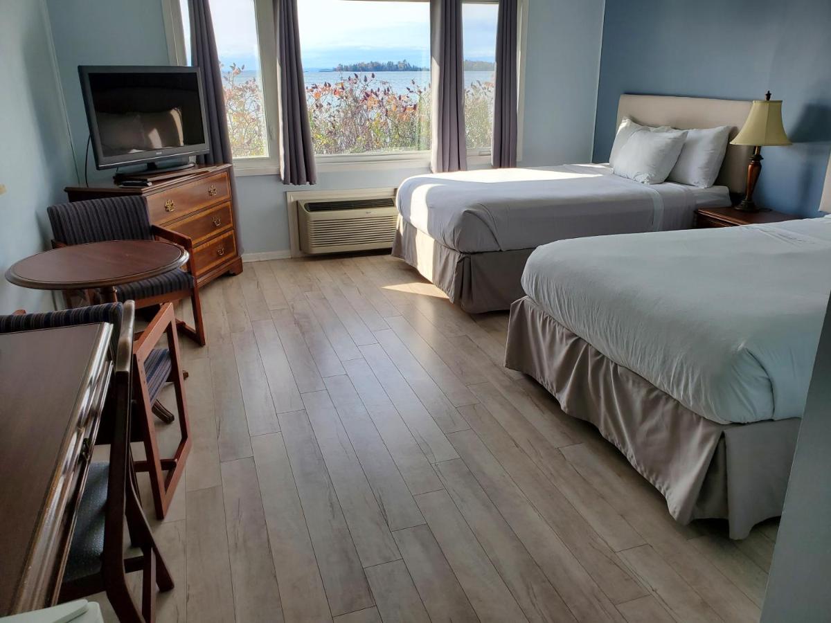 Carolyn Beach Inn Thessalon Kültér fotó